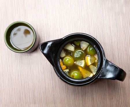 hot tea  and tea cup/fruits teaの写真素材