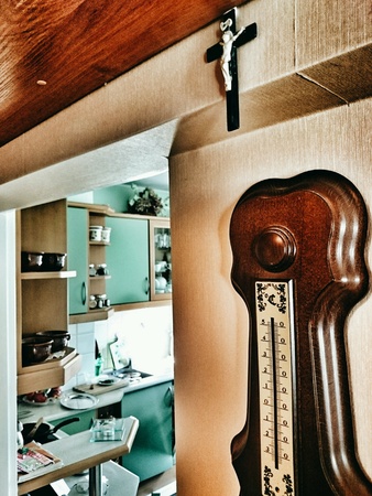 Feature domestic crucifixes.