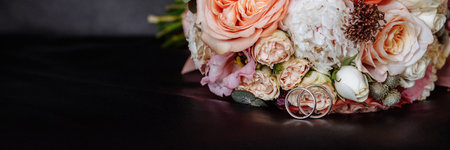 Wedding bouquet and ringsの写真素材