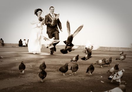 Happy bride and groom on their wedding dayの写真素材