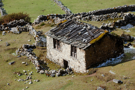 Old stone nepalese houses in Hymalayas in Khumbu regionのeditorial素材