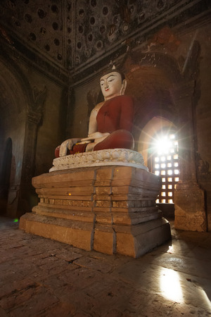Buddha's statue in a Bagan pagoda, Mayanmarのeditorial素材