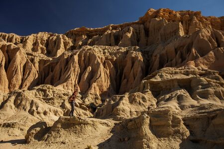 tourist woman in the desertの写真素材