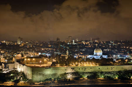 Night view of Temple Mount from the Mount of Olives, Jerusalem, Israelの写真素材