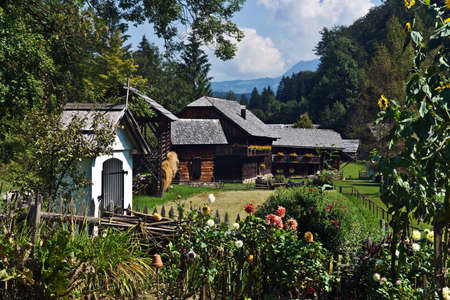 Little chapel and residential houses, Stubing, Styria, Austriaの写真素材