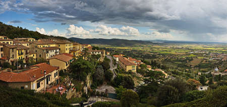 Panoramic view of Cortona, Tuscany, Italyの写真素材