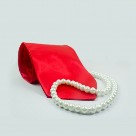 Pearl necklace on tieの写真素材