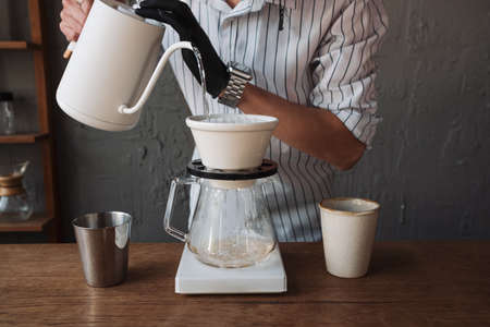 barista dripping coffee and slow coffee bar styleの写真素材
