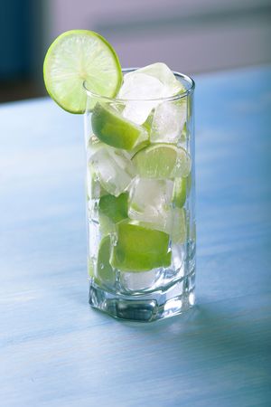 Fresh lime cocktail with iceの写真素材
