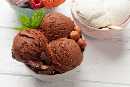Berry, vanilla and chocolate ice cream sundae