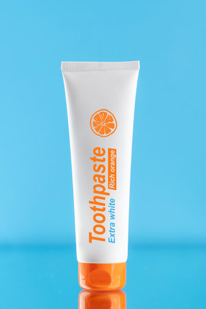 A clean and refreshing image featuring toothpaste, promoting oral hygiene and a bright smileの写真素材