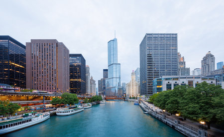 Scenic view of downtown Chicago during sunset with iconic skyscrapersの写真素材