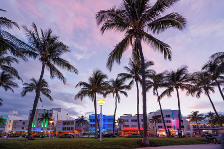 Miami, Florida, USA - May 31, 2025: Crowded Ocean Drive in Miami, packed with people, cars, and vibrant nightlifeのeditorial素材