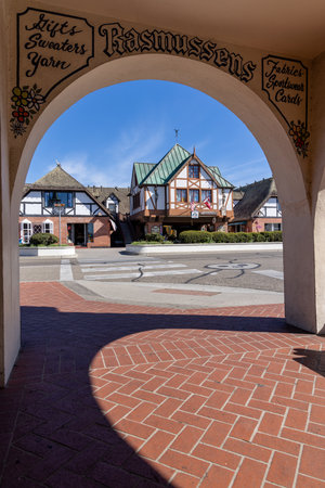 Solvang, California, United States - September 29 2022: Cozy streets of Solvang with traditional Danish style buildings, shops and a calm small town atmosphere.のeditorial素材