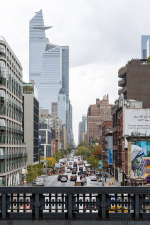 New York City, New York, United States - October 13 2022: View of New York City with busy streets, traffic and tall buildings showing the dynamic urban atmosphere of Manhattanのeditorial素材