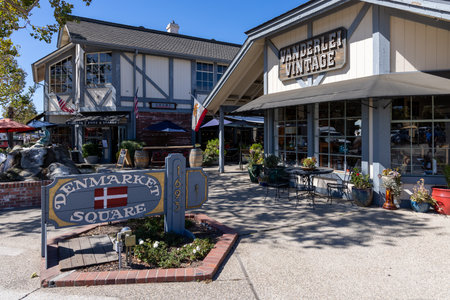 Solvang, California, United States - September 29 2022: Cozy streets of Solvang with traditional Danish style buildings, shops and a calm small town atmosphere.のeditorial素材