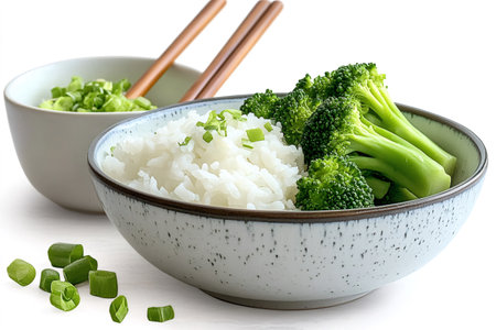 Steamed broccoli and rice seasoned with chives make up a healthy and tasty mealの素材