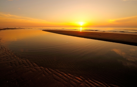 Nobody on Beach at Sunriseの写真素材