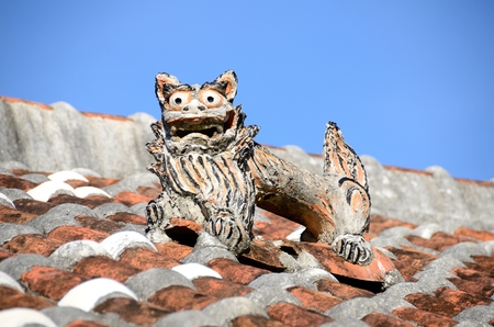 Old house roof Shisaの写真素材