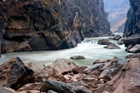 Tiger Leaping Gorge, Yunnan, China の写真素材