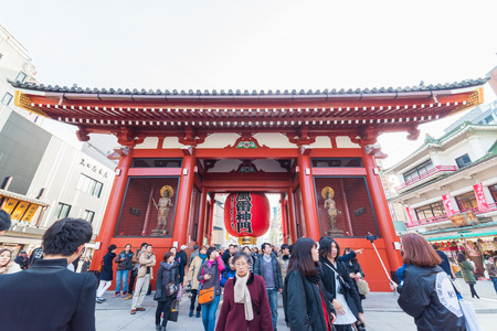 TOKYO - January 25 2015 : Nakamise shopping street in Asakusa connect to Senso-ji Temple in Asakusa, Tokyo on 25 January 2015.The Senso-ji Temple in Asakusa is the most famous temple in tokyoのeditorial素材