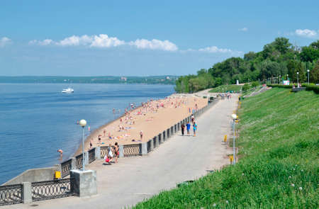 Embankment of the Volga River in the summer in Samaraの写真素材