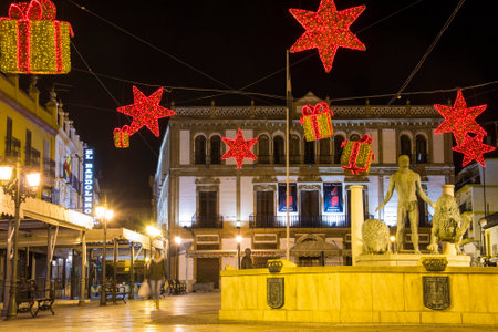 RONDA, SPAIN - DECEMBER 12, 2017: Illuminated square (Plaza del Socorro) in the center of Ronda with holiday decoration for Christmasのeditorial素材