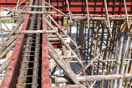 Work beam construction in sites.