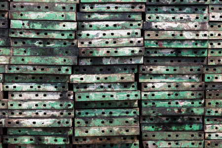 Steel beam frame construction in site
