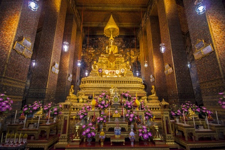 Buddha Statues in wat pho, bangkok, thailandのeditorial素材