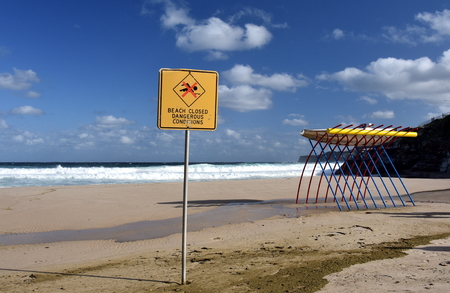Sydney, Australia - Oct 23, 2016, "Zhou Tengxiao: Wave Wall" art on Tamarama beach before the dangerous high tide damaged. Sculpture by the Sea is free to the public sculpture Exhibitions.のeditorial素材