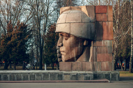 KOLOMNA, RUSSIA - MARCH, 12, 2020: War memorial in memory of the Second World War and the Great Patriotic War of 1941-1945. Sculpture Head of a soldier made of granite stone in profile of Kolomna, Russiaのeditorial素材