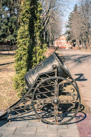 KOLOMNA, RUSSIA - MARCH, 12, 2020: Cannon Ballot Box. Memorial Park, memorial sign to Kolomna cadets of the higher artillery school in Russia of Kolomna, Russiaのeditorial素材
