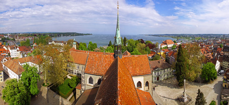 Panoramic aerial view of Konstanz city, Germany on the Left, Town of Kreuzlingen, Switzerland on the Right and Boden lakeの写真素材