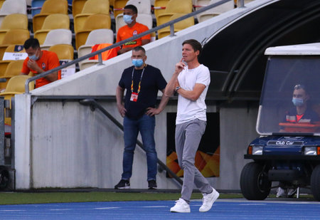 KYIV, UKRAINE - AUGUST 5, 2020: Head coach Oliver Glasner of VfL Wolfsburg looks on during the UEFA Europa League game against Shakhtar Donetsk at NSC Olimpiyskyi stadium in Kyiv, Ukraineのeditorial素材