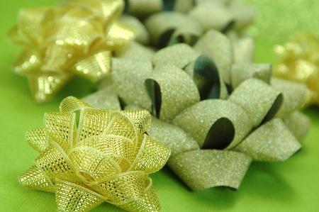 Shiny Bows
