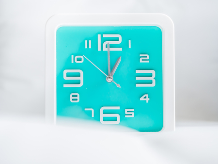 Set of time. 1 O'Clock, Square turquoise clock.