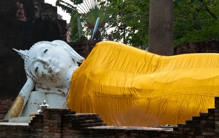 golden Buddha statueの写真素材