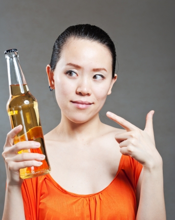 woman in a beer
tentの写真素材