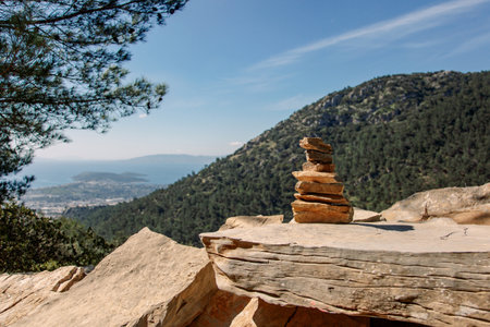 seid stone pyramid