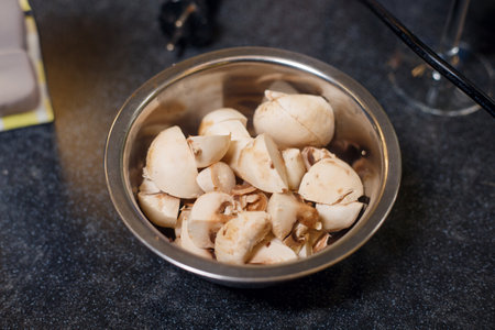 champignon mushrooms slicingの写真素材