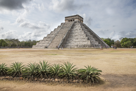 Chichen ize oyramids in Yukatan region of Mexicoのeditorial素材