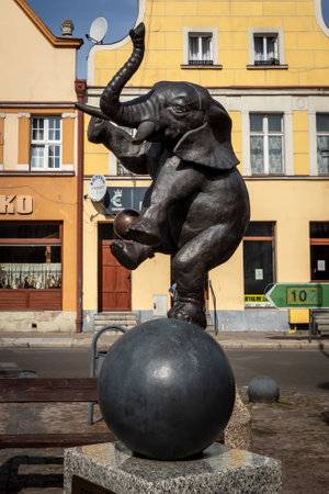 Trzebiatow, Poland - September 18, 2023: Elephant sculpture in historical city center market square.のeditorial素材