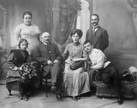 RUSSIAN EMPIRE - CIRCA 1915  Vintage photo of a aristocratic family