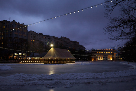 A frozen lake on the boulevard in the center of Moscow. Early morning, almost nightの写真素材