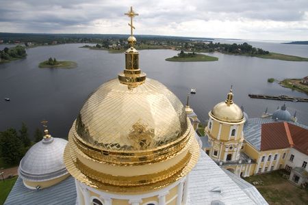 Gold domes of orthodox church in a monastery of Nil Stolbenskij, lake Seliger,  Russia (1)の写真素材