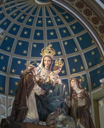 BANGKOK, THAILAND %u2013 16 JULY 2019: Mary, Jesus, St. Catherine and St. Dominic statue inside Holy Rosary Church or Kalawar, Samphanthawong, Bangkok, Thailandのeditorial素材