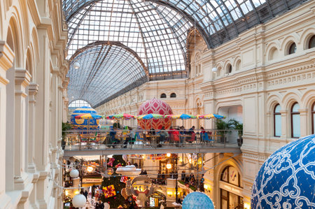 MOSCOW, RUSSIA - DECEMBER 3, 2017: New Years and Christmas decoration of the GUM in Moscow, Russia.のeditorial素材