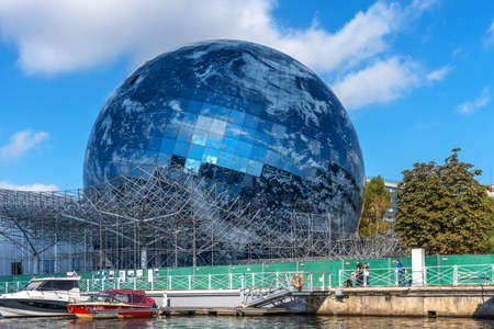 Kaliningrad, Russia - September 28, 2020: Panoramic view of the Museum of the World Ocean, a new building under construction in the form of planet earth.のeditorial素材