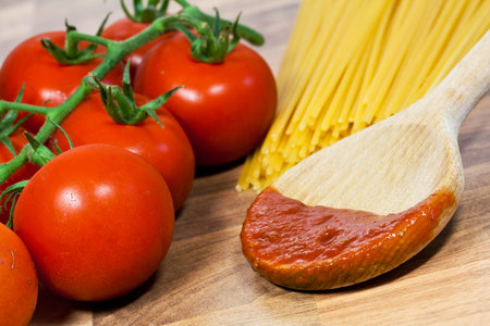 spaghetti with tomatoesの写真素材